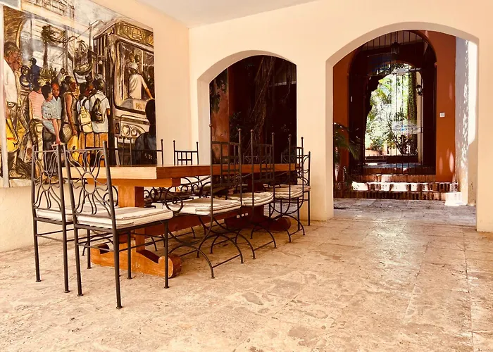 Paseo Colonial - Sanctuary #2