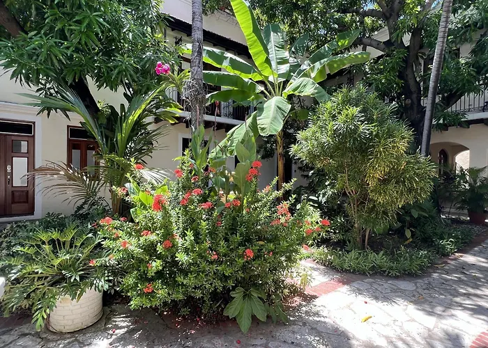 Paseo Colonial - El Monasterio #4